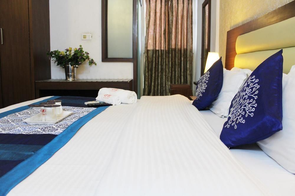 Oyo 1822 Hotel Ambassador Ντεχραντούν Εξωτερικό φωτογραφία